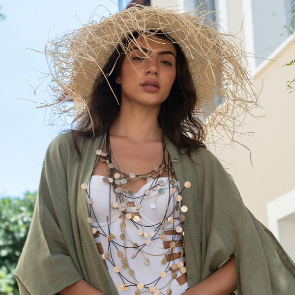 MAT STRAW HAT IN ECRU COLOUR