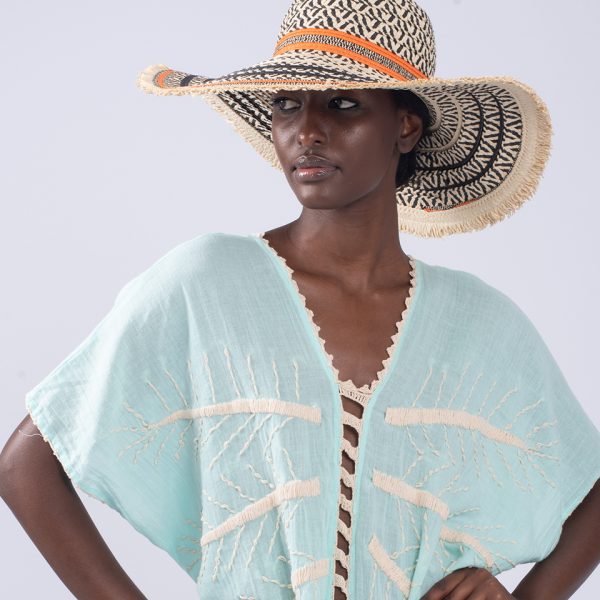 MAT HAT IN BEIGE| BLACK/ ORANGE COLOUR PATTERN