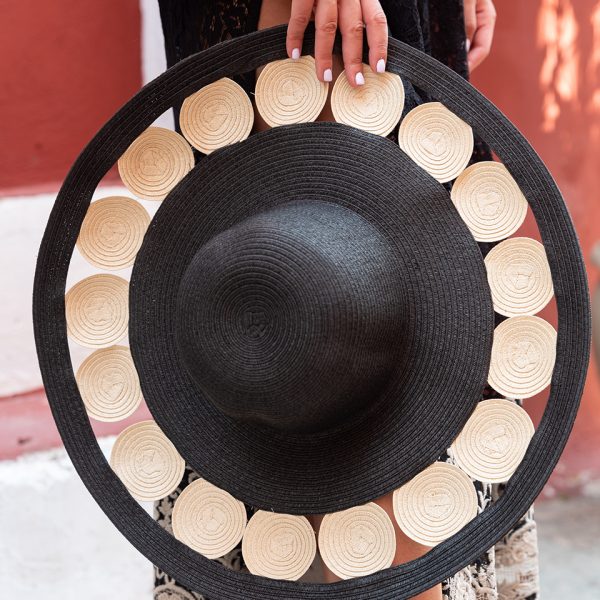 WIDE MAT HAT IN MONO OR TWO TONE COLOR