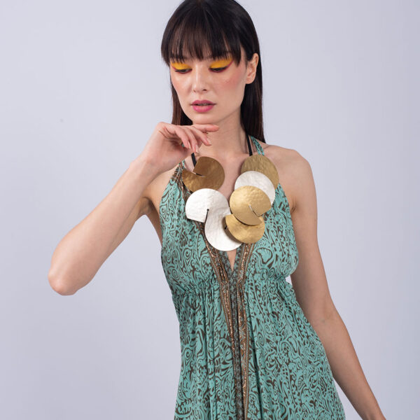 BIG CIRCLES SUEDE CORD NECKLACE